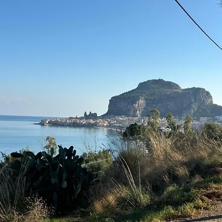 Casa Tanino Holiday home Cefalu