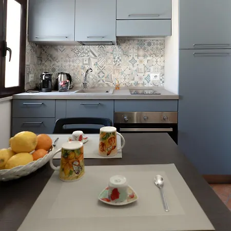 Casa Tanino Дом отдыха Чефалу